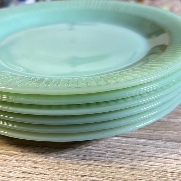 COPY - Jadeite vintage salad plate set of 6 - Picture 2 of 2